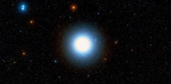 vega star,alpha lyrae,brightest star in lyra