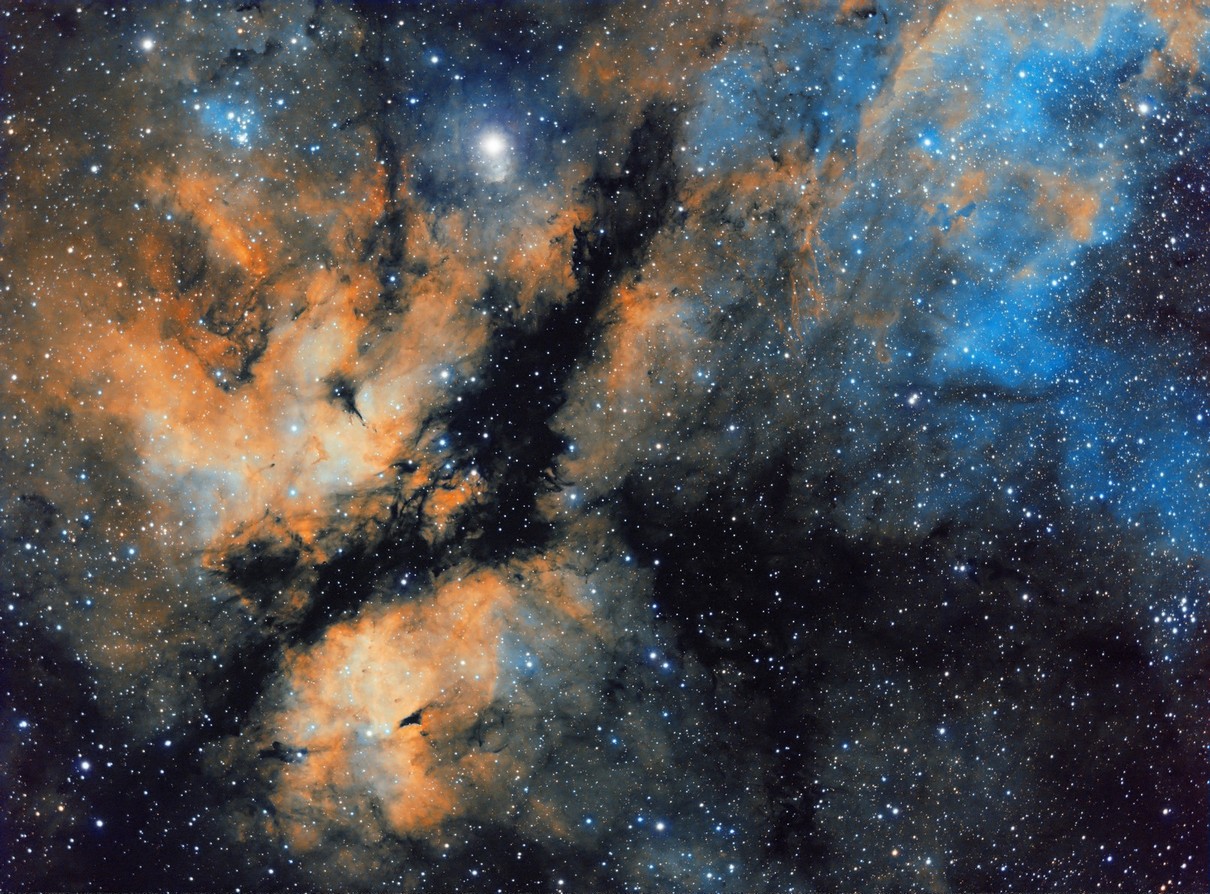 gamma cygni nebula