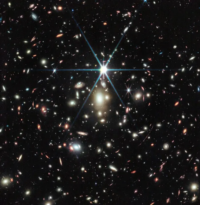 WHL0137-08 galaxy cluster james webb space telescope,earendel james webb