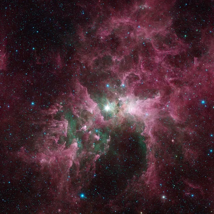 eta carinae infrared,eta carinae spitzer