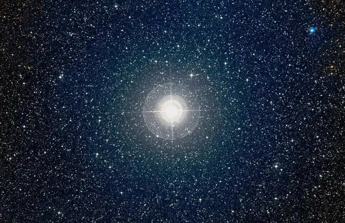 epsilon centauri star